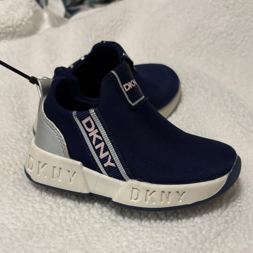 DKNY Kids Sneakers in Blue and Silver